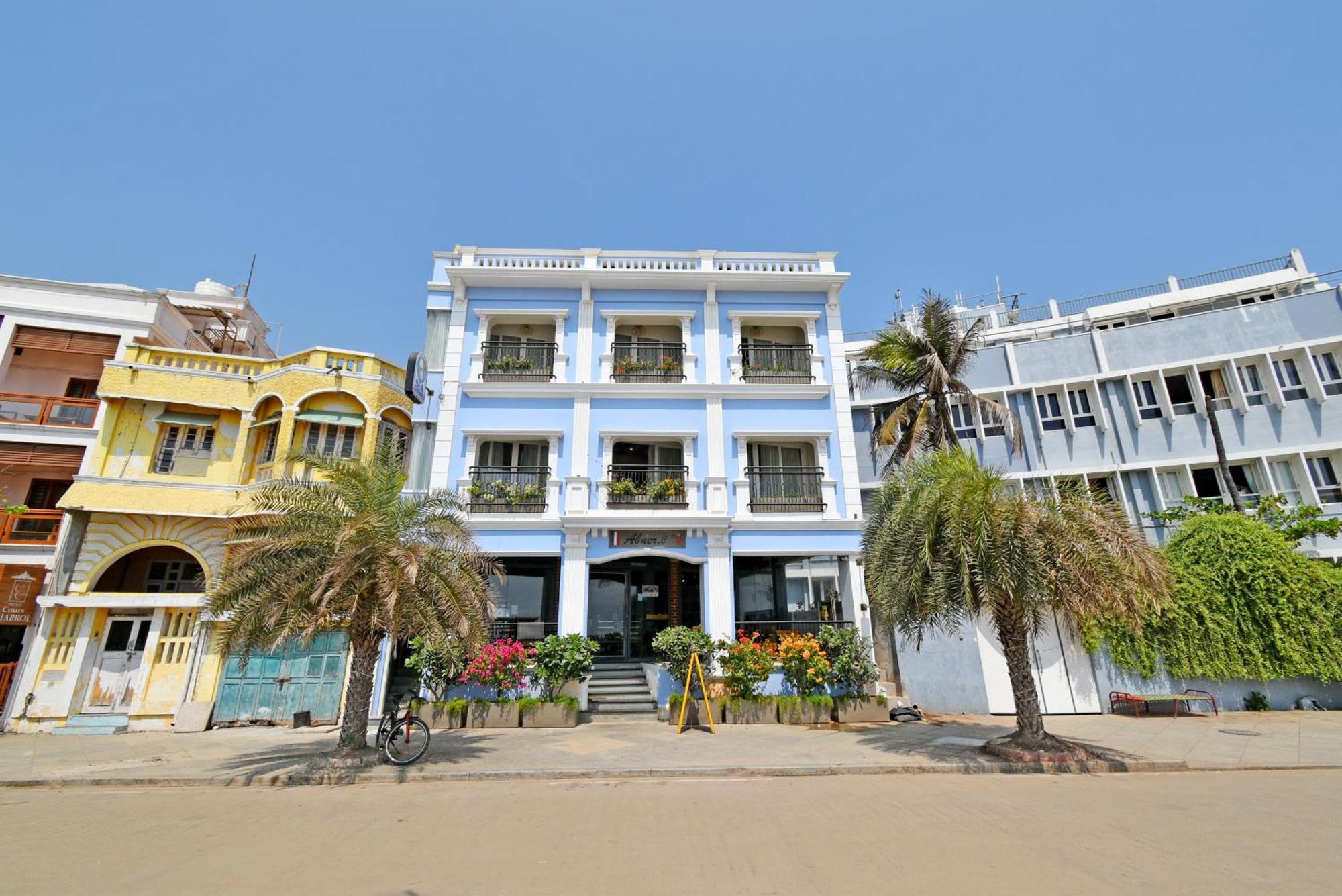 Sea Gadabout - Seaside Stays Pondicherry Exterior photo